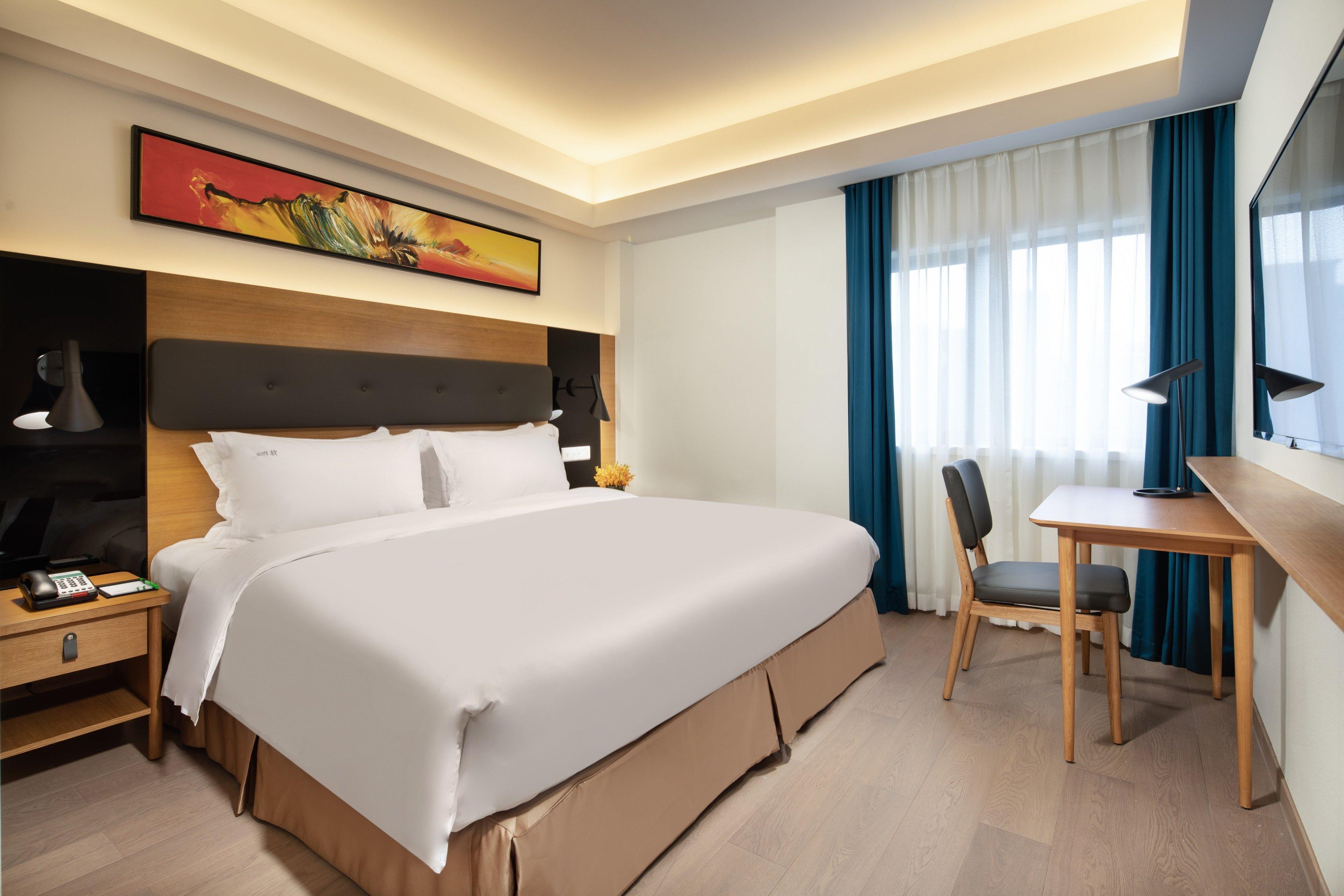 Hotel Hongqiao By Ihg 4*